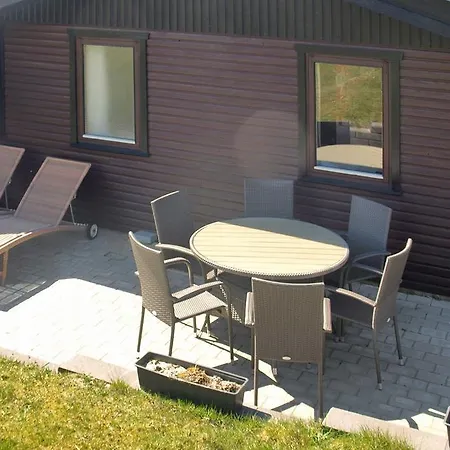 Three-bedroom Holiday Harrerenden 02 Prázdninový dům *